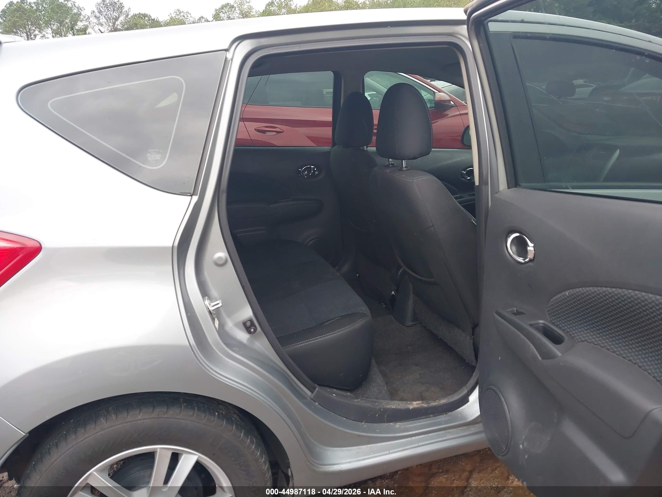 2014 Nissan Versa Note S (sr)/s Plus/sv Silver vin: 3N1CE2CP4EL432154