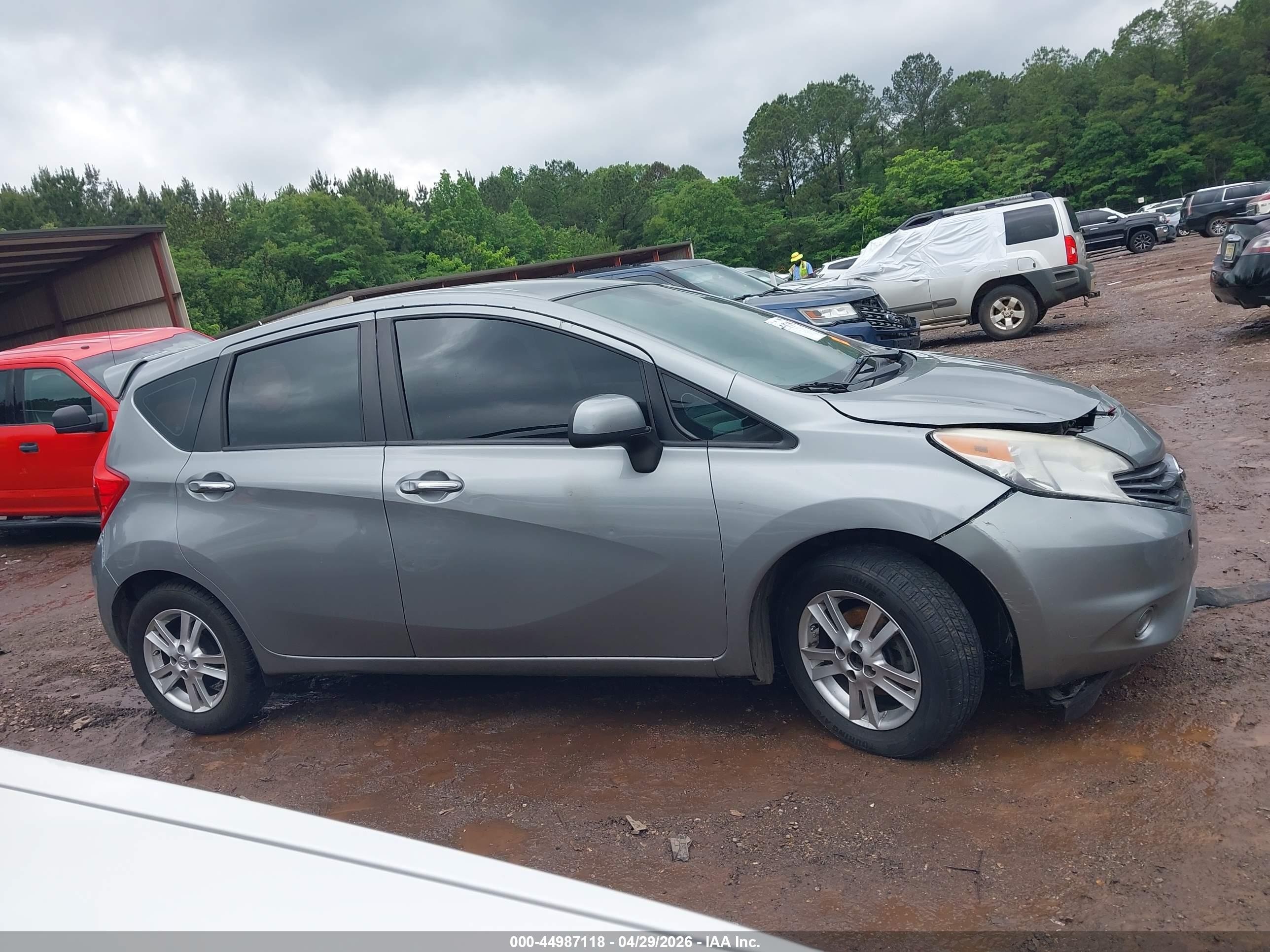 2014 Nissan Versa Note S (sr)/s Plus/sv Silver vin: 3N1CE2CP4EL432154