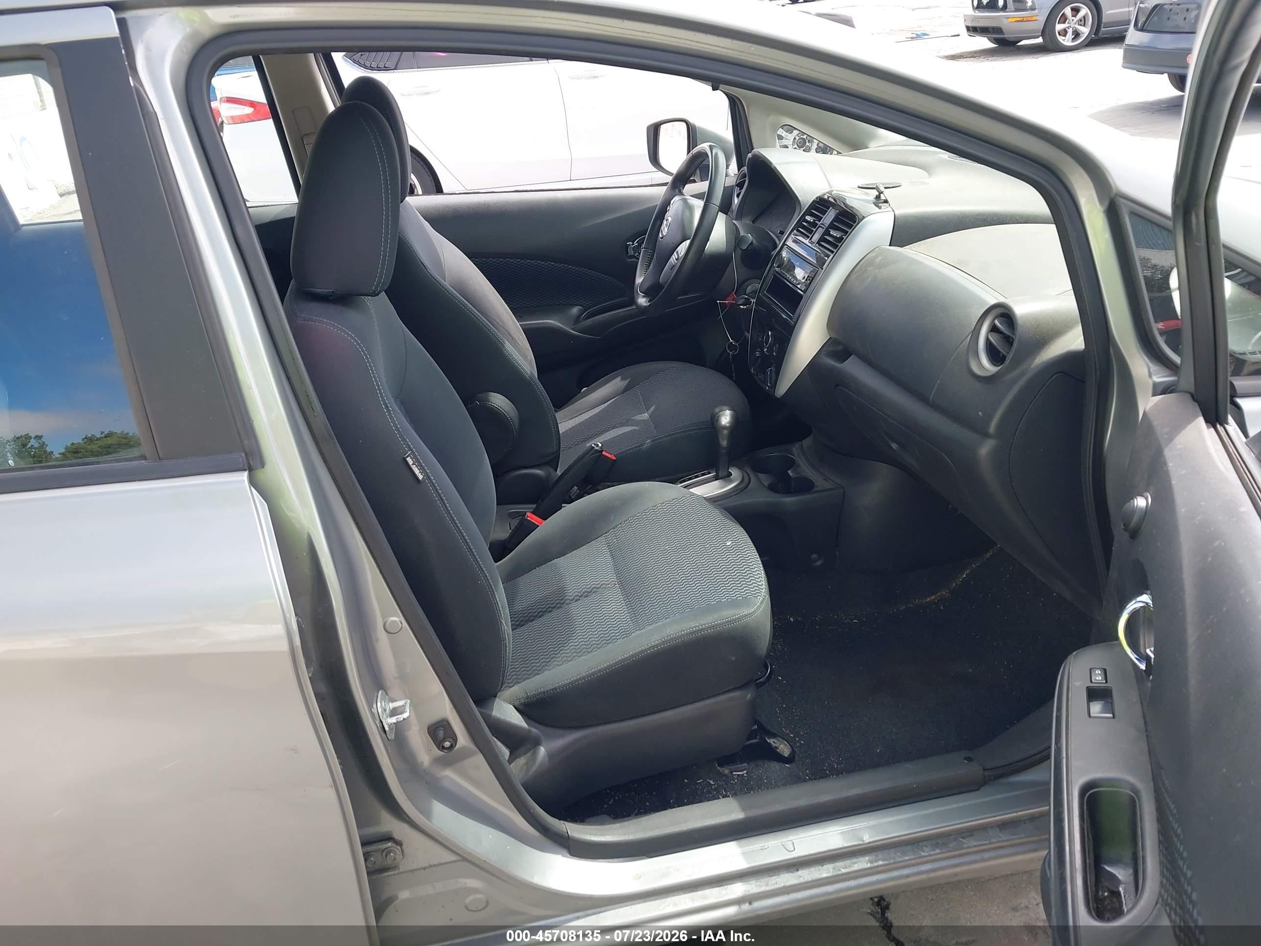 2015 Nissan Versa Note S (sr)/s Plus/sl/sr/sv Gray vin: 3N1CE2CP4FL358669
