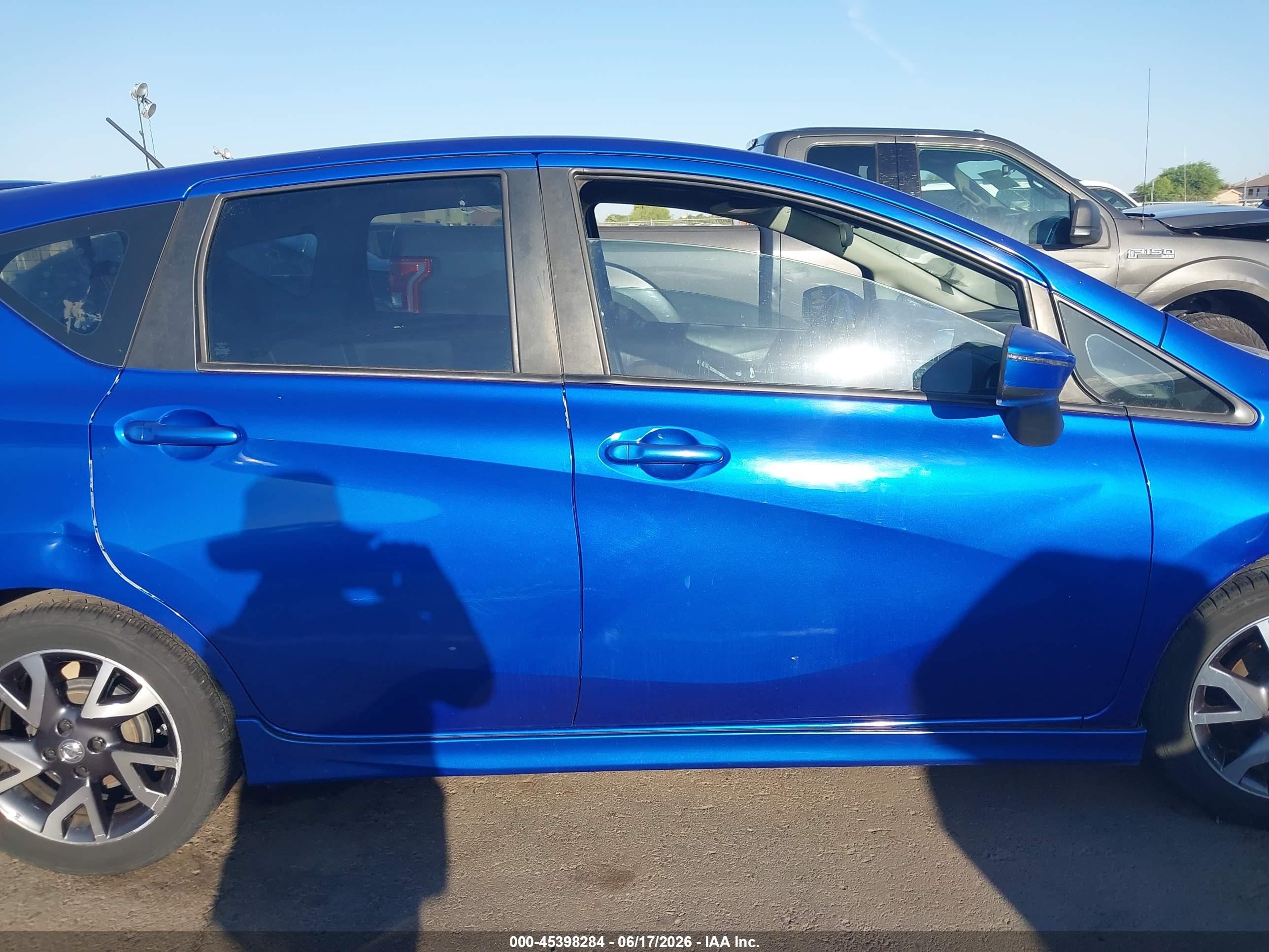 2015 Nissan Versa Note Sr Blue vin: 3N1CE2CP4FL362043