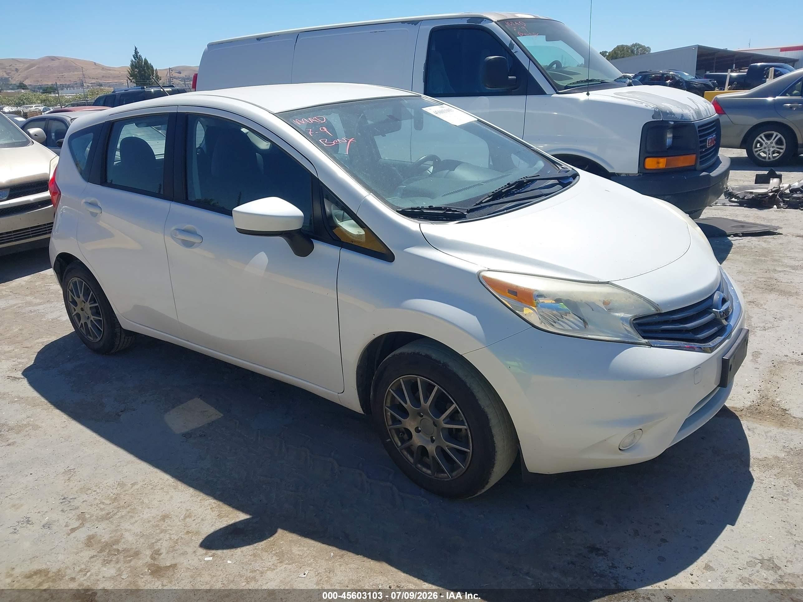 2015 Nissan Versa Note Sv Белый vin: 3N1CE2CP4FL385080