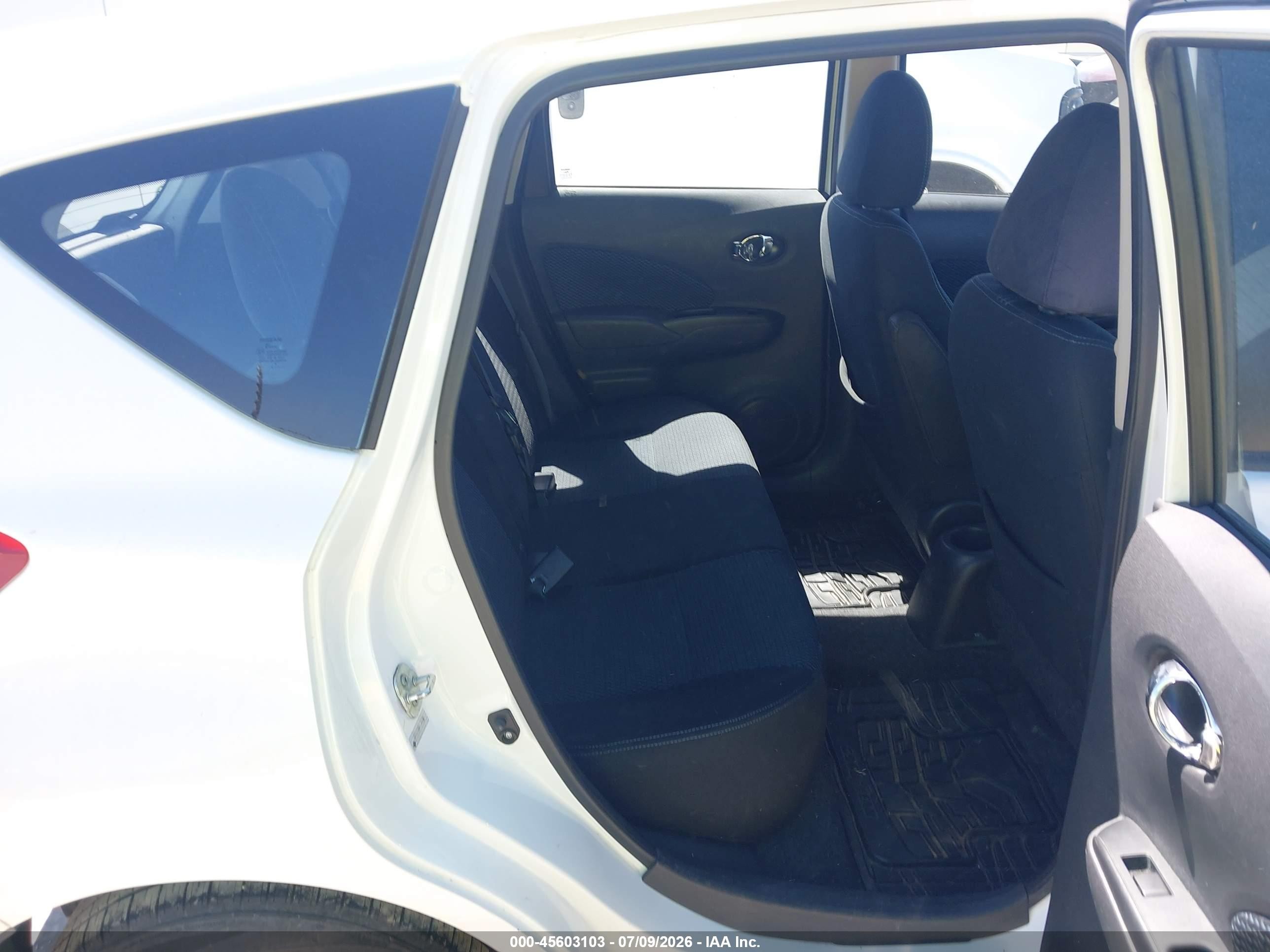 2015 Nissan Versa Note Sv Белый vin: 3N1CE2CP4FL385080