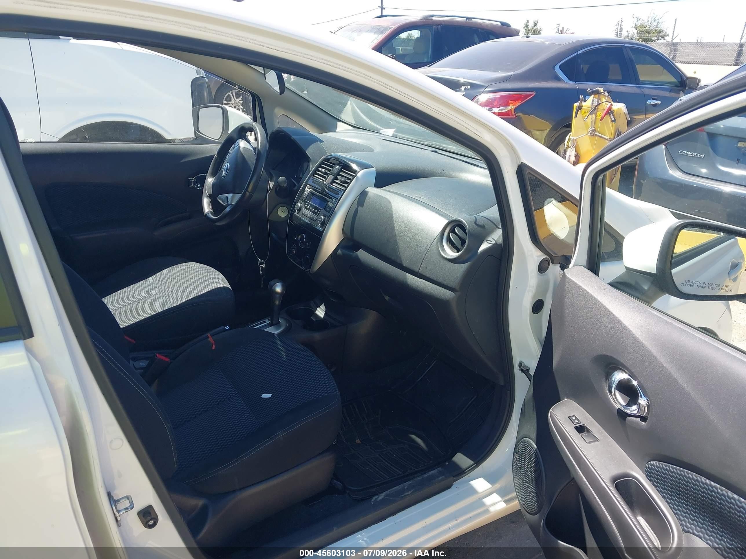 2015 Nissan Versa Note Sv Белый vin: 3N1CE2CP4FL385080