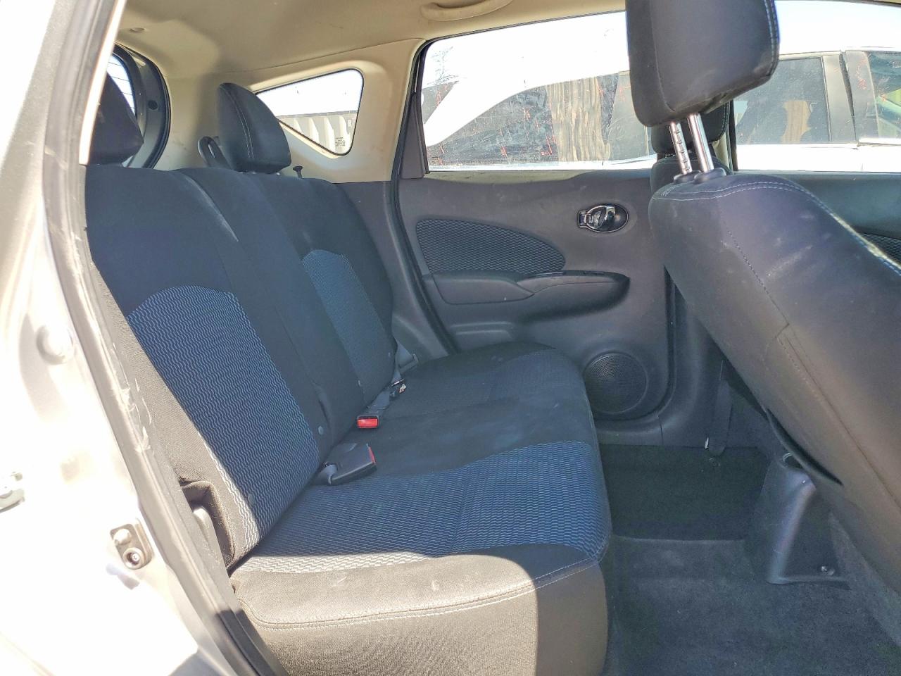 2015 Nissan Versa Note Sv Gray vin: 3N1CE2CP4FL385659