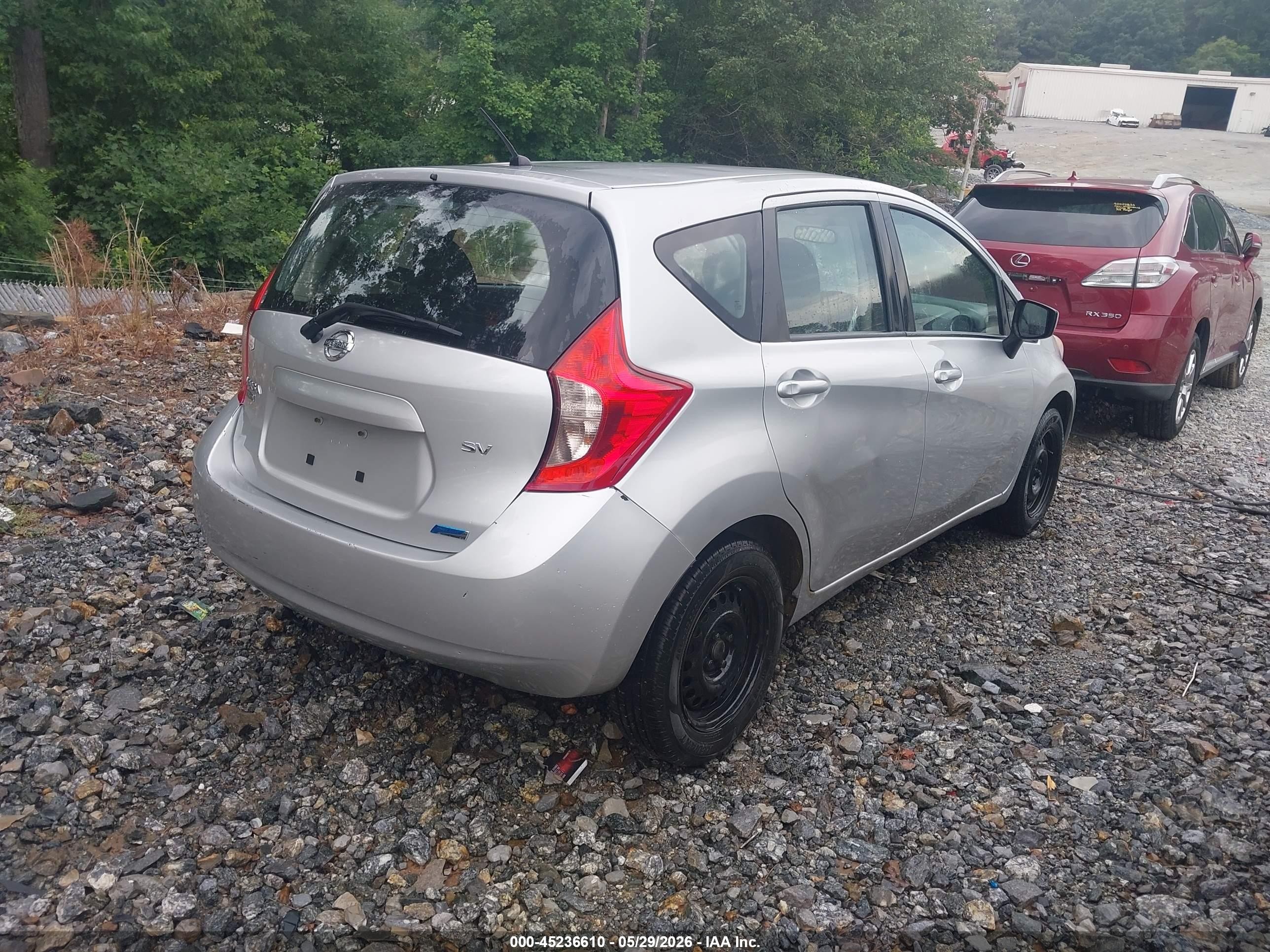 2015 Nissan Versa Note S (sr)/s Plus/sl/sr/sv Silver vin: 3N1CE2CP4FL401665