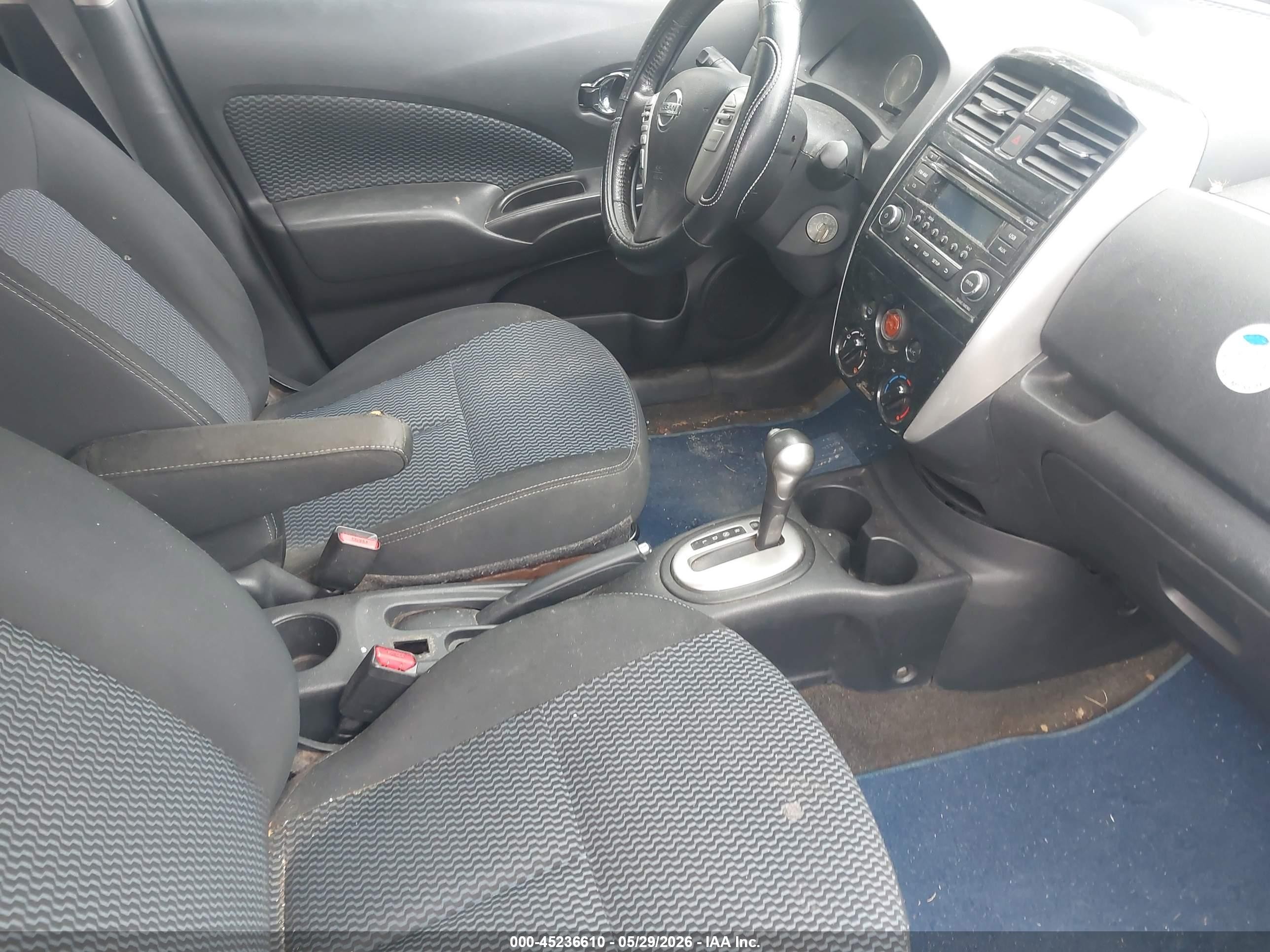 2015 Nissan Versa Note S (sr)/s Plus/sl/sr/sv Silver vin: 3N1CE2CP4FL401665