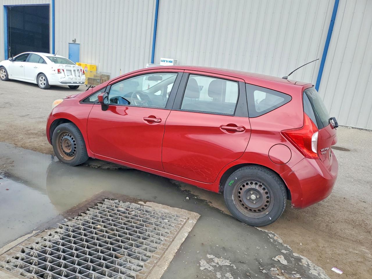 2015 Nissan Versa Note Sv Red vin: 3N1CE2CP4FL411919