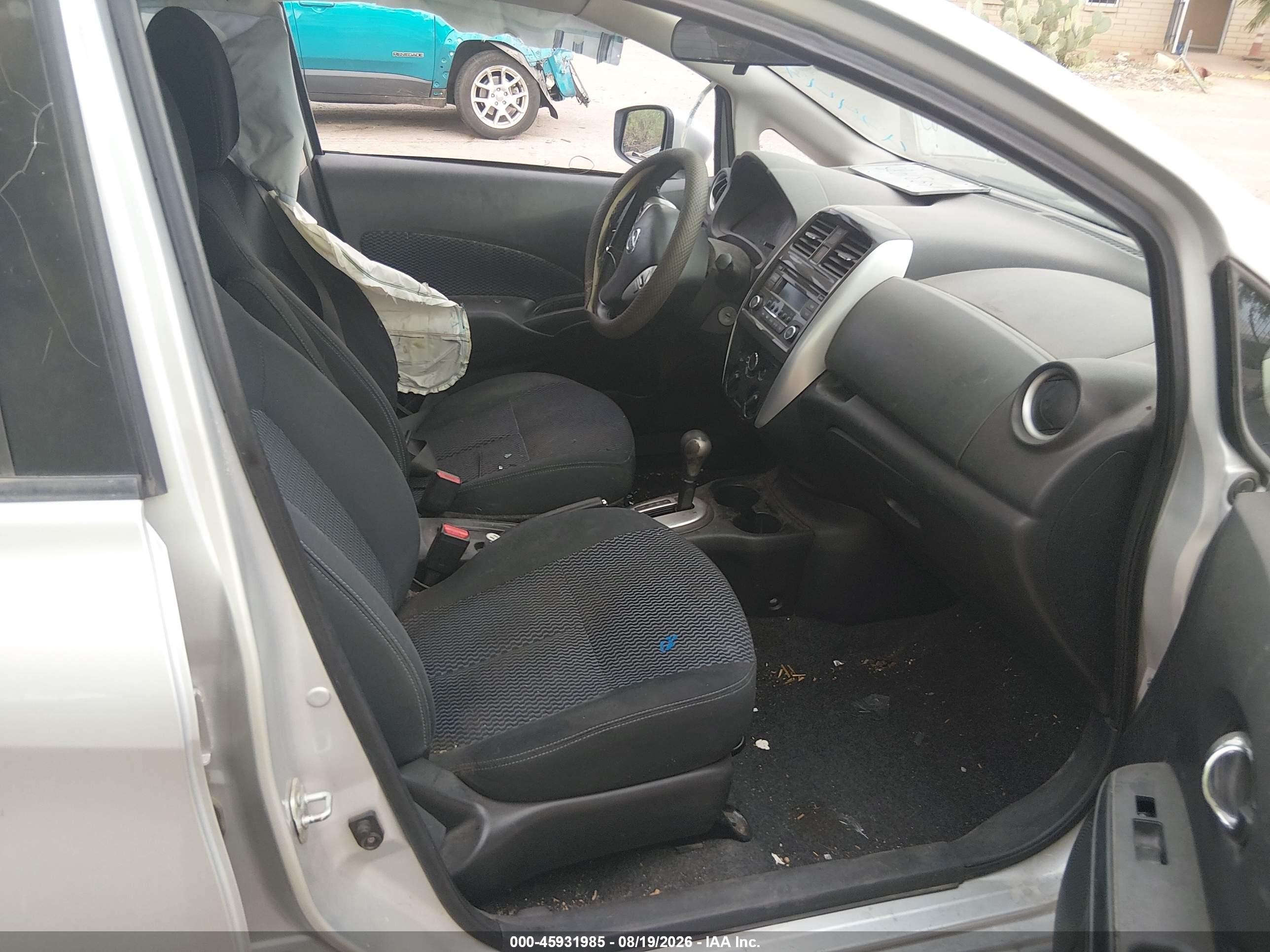 2015 Nissan Versa Note S/s Plus/sv/sl/sr Серебряный vin: 3N1CE2CP4FL424475