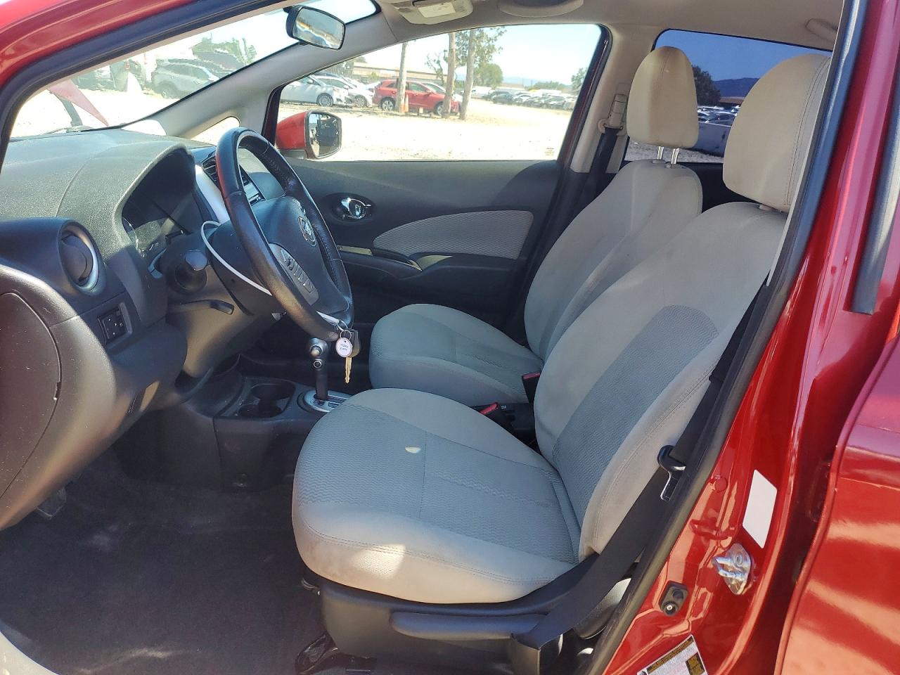 2015 Nissan Versa Note S Red vin: 3N1CE2CP4FL425528