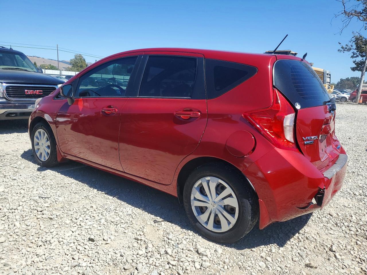 2015 Nissan Versa Note S Red vin: 3N1CE2CP4FL425528