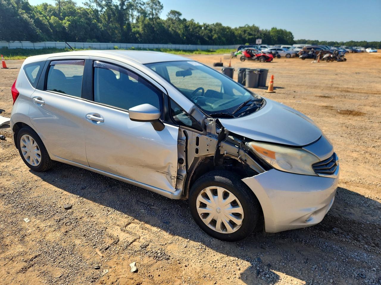 2015 Nissan Versa Note Sv Silver vin: 3N1CE2CP4FL430048
