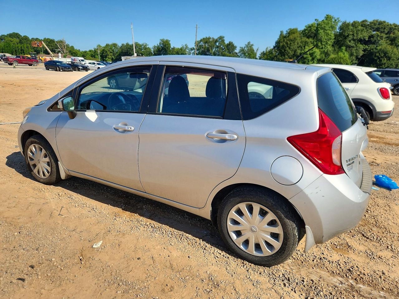 2015 Nissan Versa Note Sv Silver vin: 3N1CE2CP4FL430048