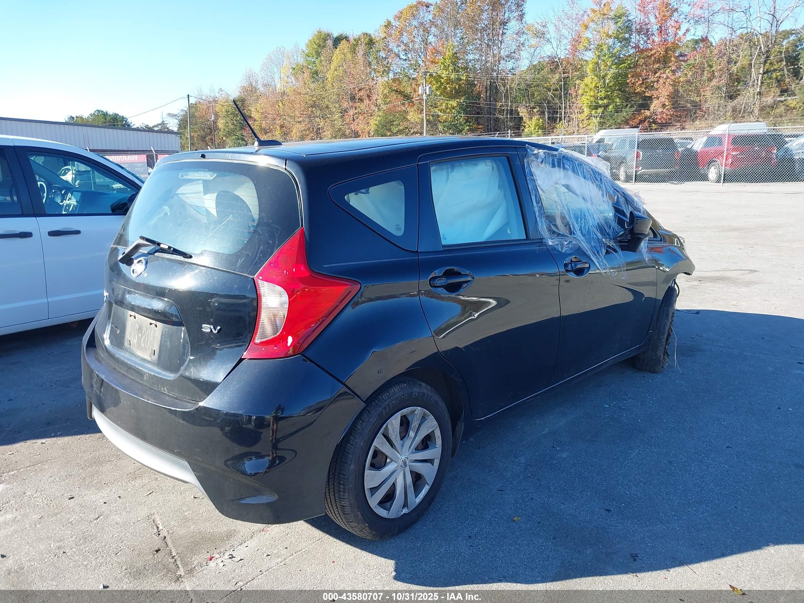2018 Nissan Versa Note Sv Black vin: 3N1CE2CP4JL353805