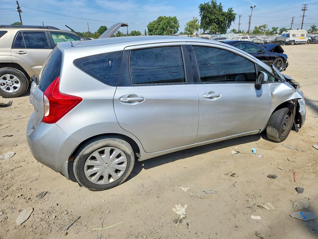 2014 Nissan Versa Note Sv Silver vin: 3N1CE2CP5EL364690