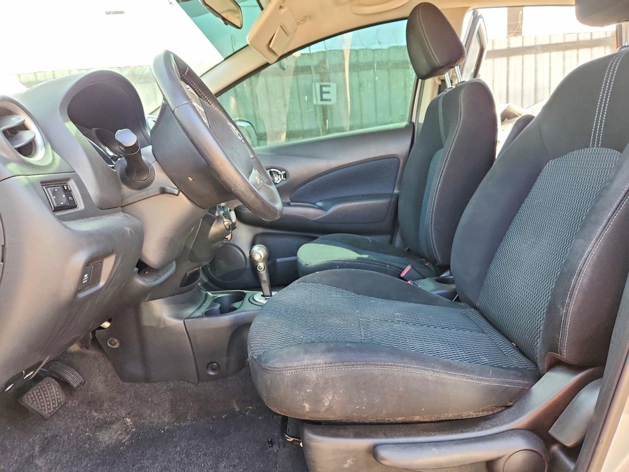 2014 Nissan Versa Note Sv Silver vin: 3N1CE2CP5EL364690