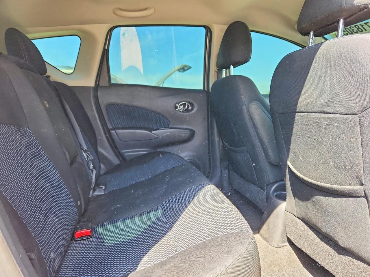 2014 Nissan Versa Note Sv Silver vin: 3N1CE2CP5EL364690