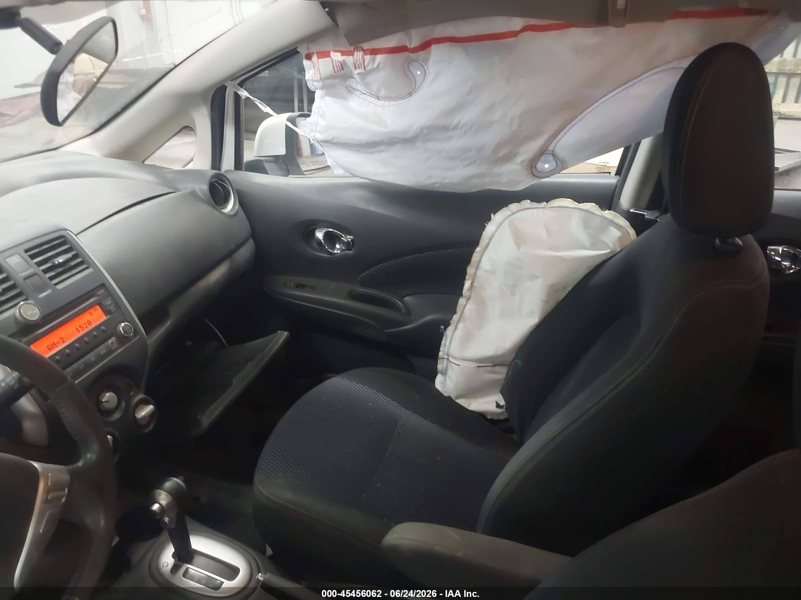 2014 Nissan Versa Note Sv White vin: 3N1CE2CP5EL377312