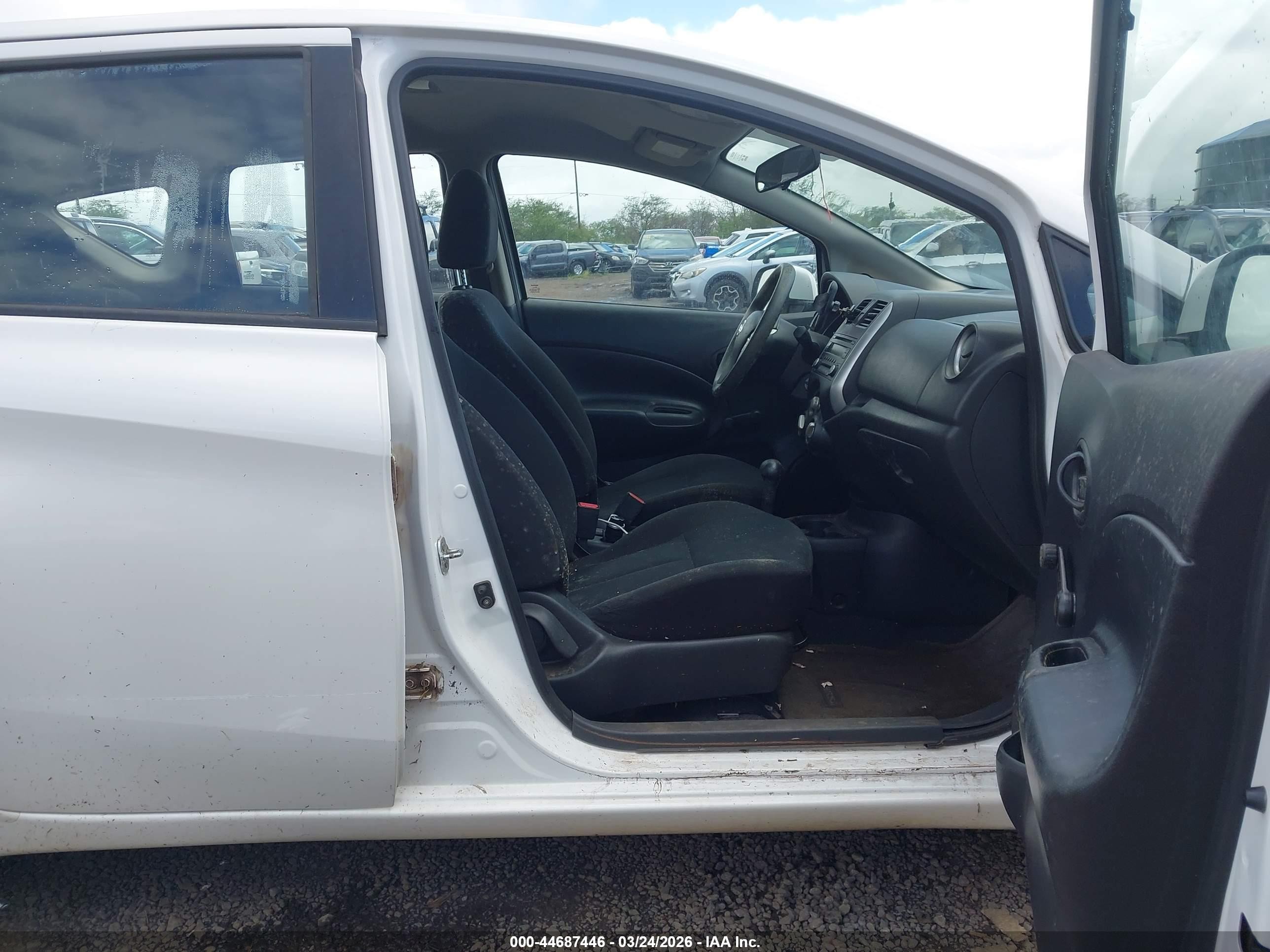 2014 Nissan Versa Note S Plus White vin: 3N1CE2CP5EL380114