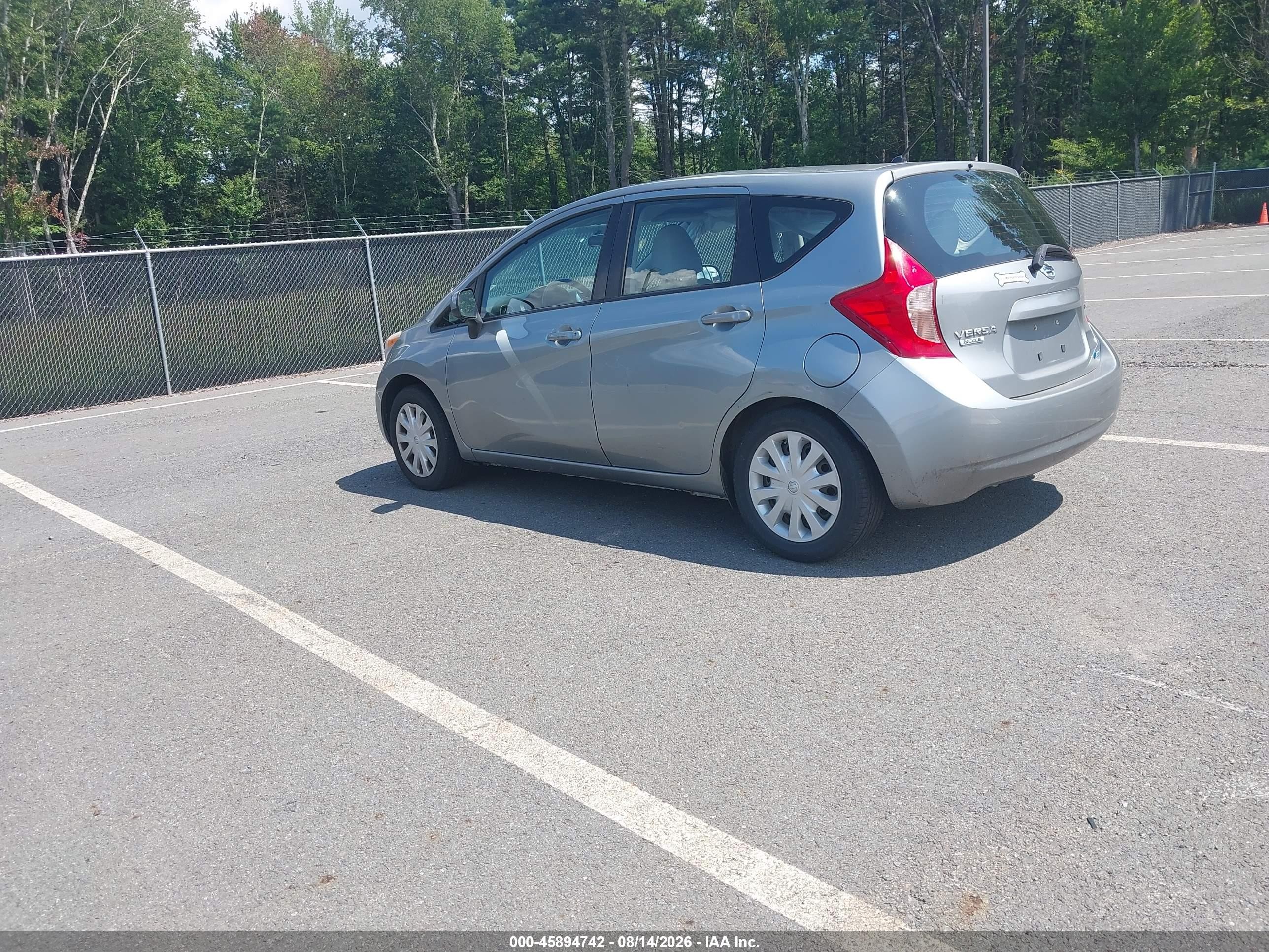 2014 Nissan Versa Note Sv Серебряный vin: 3N1CE2CP5EL388925