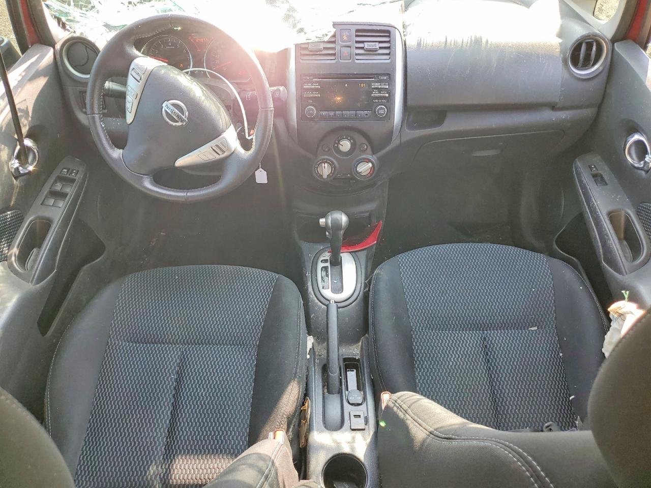 2014 Nissan Versa Красный vin: 3N1CE2CP5EL407649