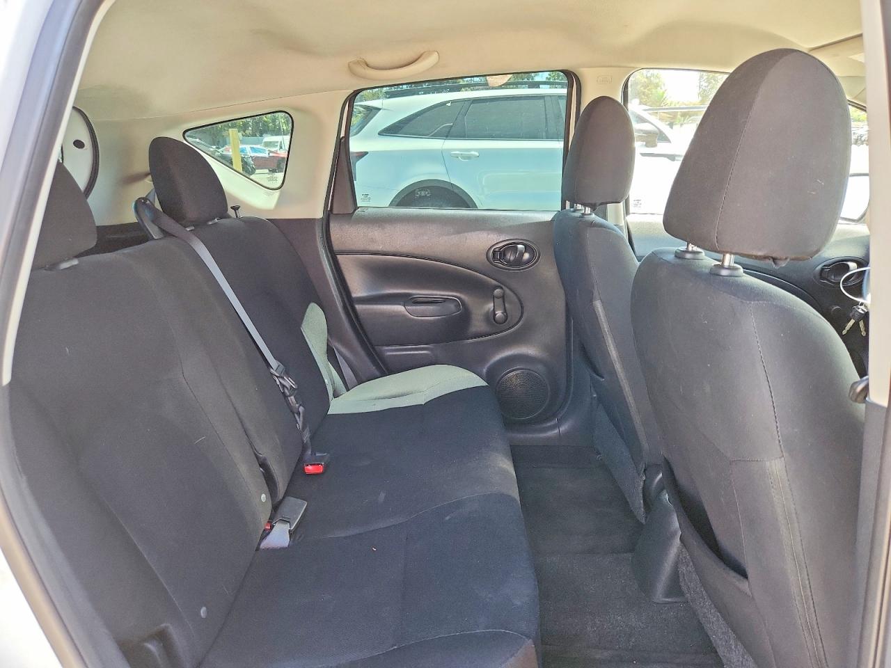 2014 Nissan Versa Note S Plus Белый vin: 3N1CE2CP5EL422068