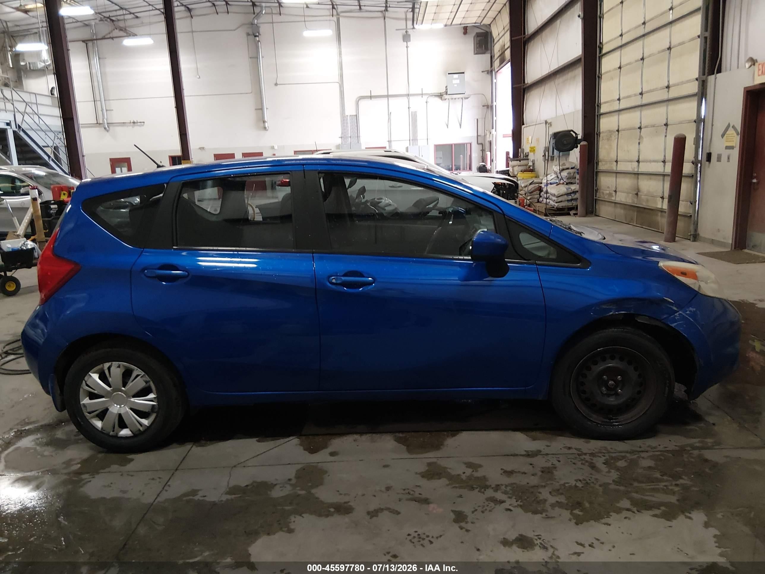 2015 Nissan Versa Note S Plus Blue vin: 3N1CE2CP5FL362665