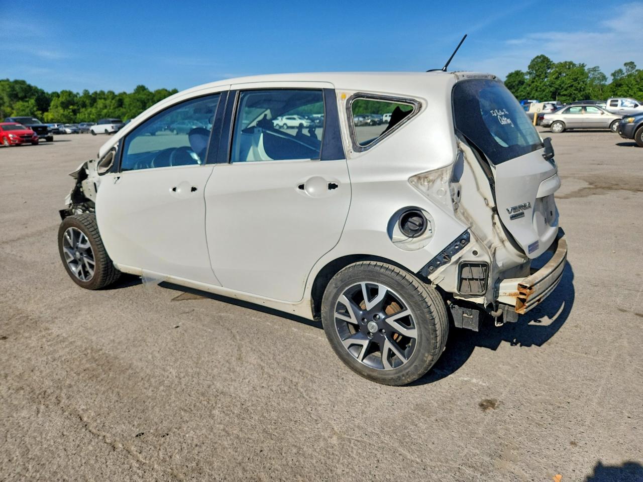 2015 Nissan Versa Note Sr White vin: 3N1CE2CP5FL368837