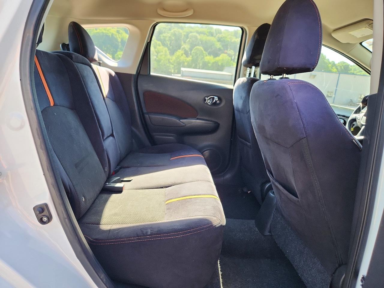 2015 Nissan Versa Note Sr White vin: 3N1CE2CP5FL368837
