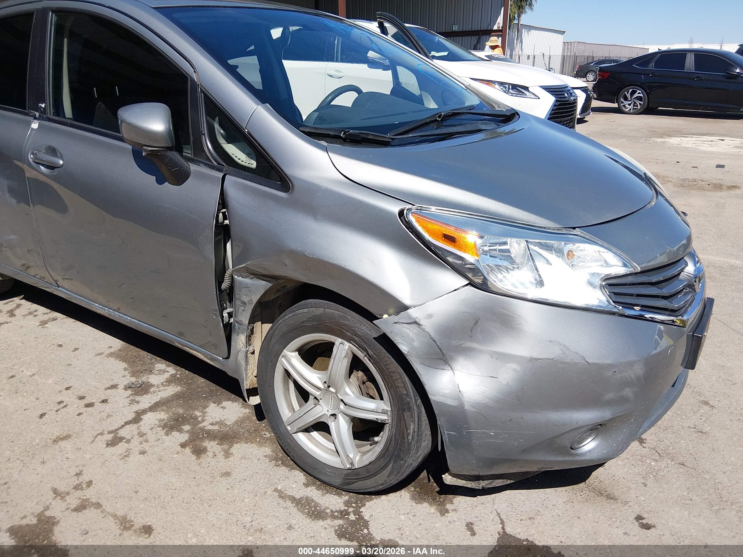 2015 Nissan Versa Note S Plus Gray vin: 3N1CE2CP5FL370457