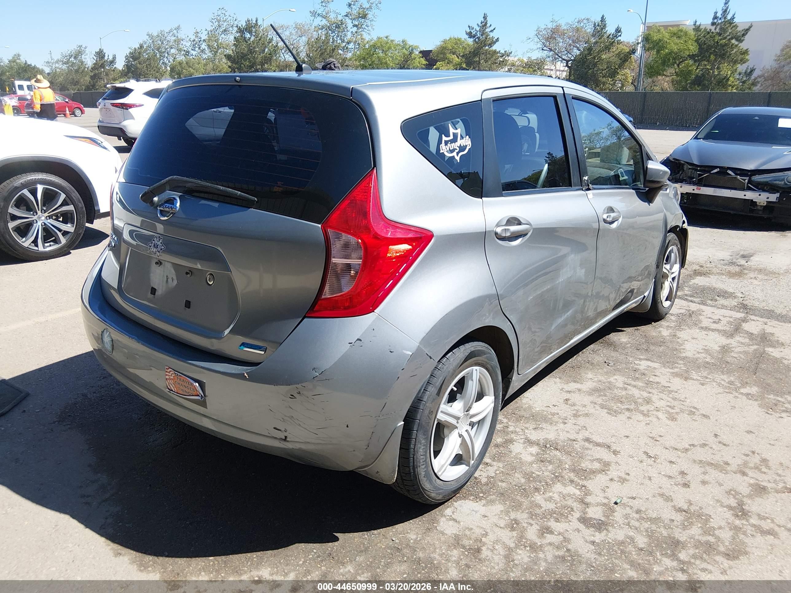 2015 Nissan Versa Note S Plus Gray vin: 3N1CE2CP5FL370457