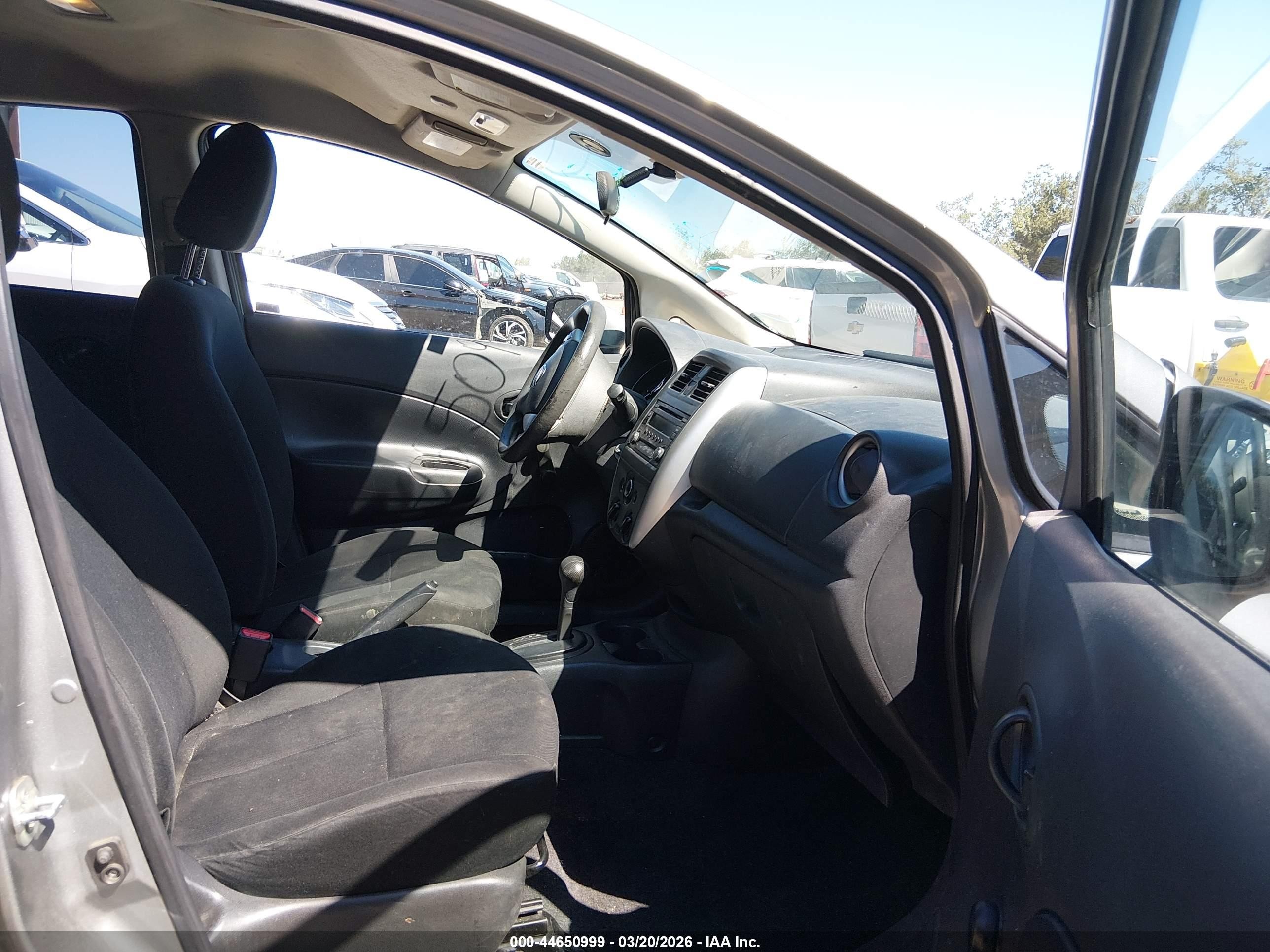 2015 Nissan Versa Note S Plus Gray vin: 3N1CE2CP5FL370457