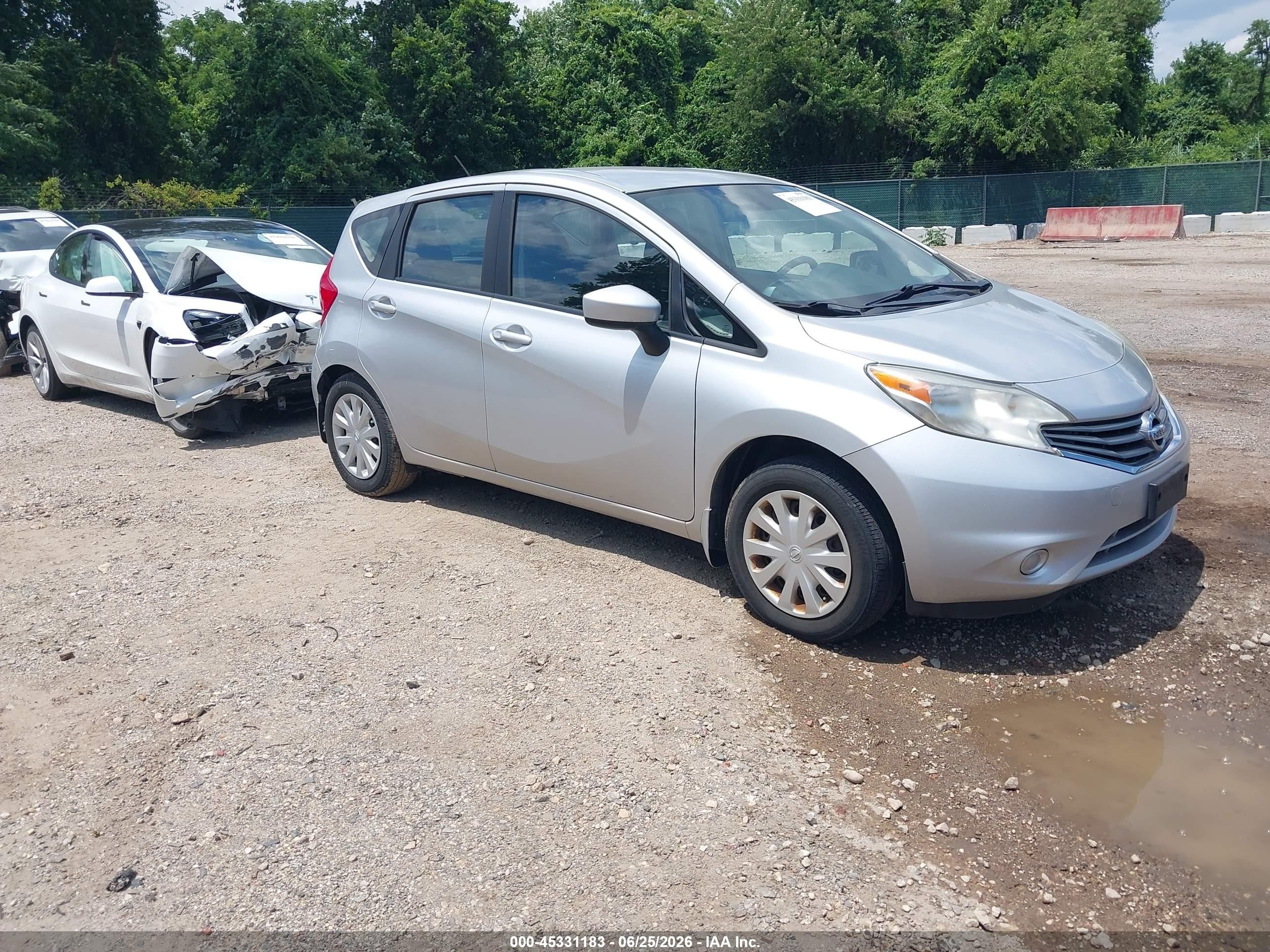 2015 Nissan Versa Note Sv Silver vin: 3N1CE2CP5FL390434