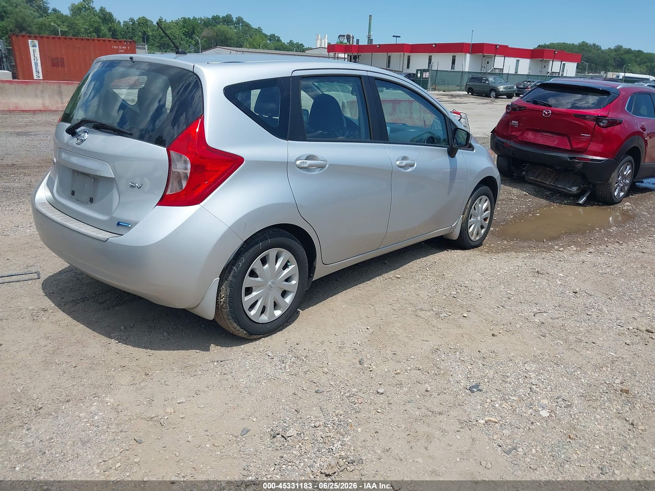 2015 Nissan Versa Note Sv Silver vin: 3N1CE2CP5FL390434