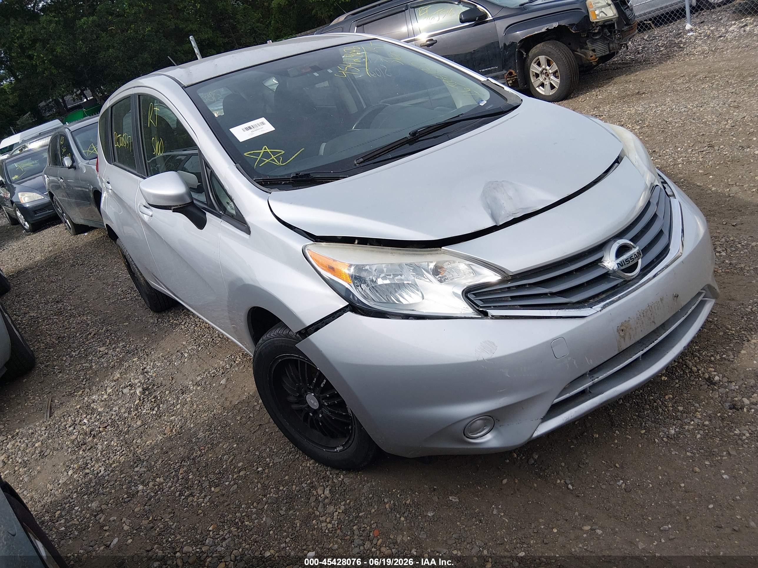 2015 Nissan Versa Note S (sr)/s Plus/sl/sr/sv Silver vin: 3N1CE2CP5FL394614