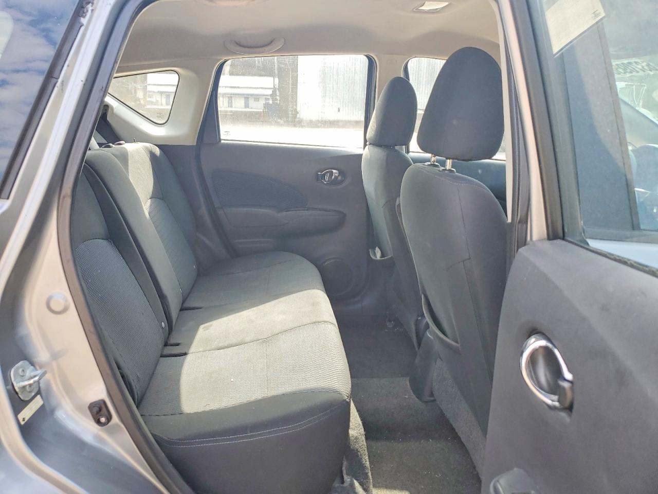 2015 Nissan Versa Note Sv Gray vin: 3N1CE2CP5FL425036