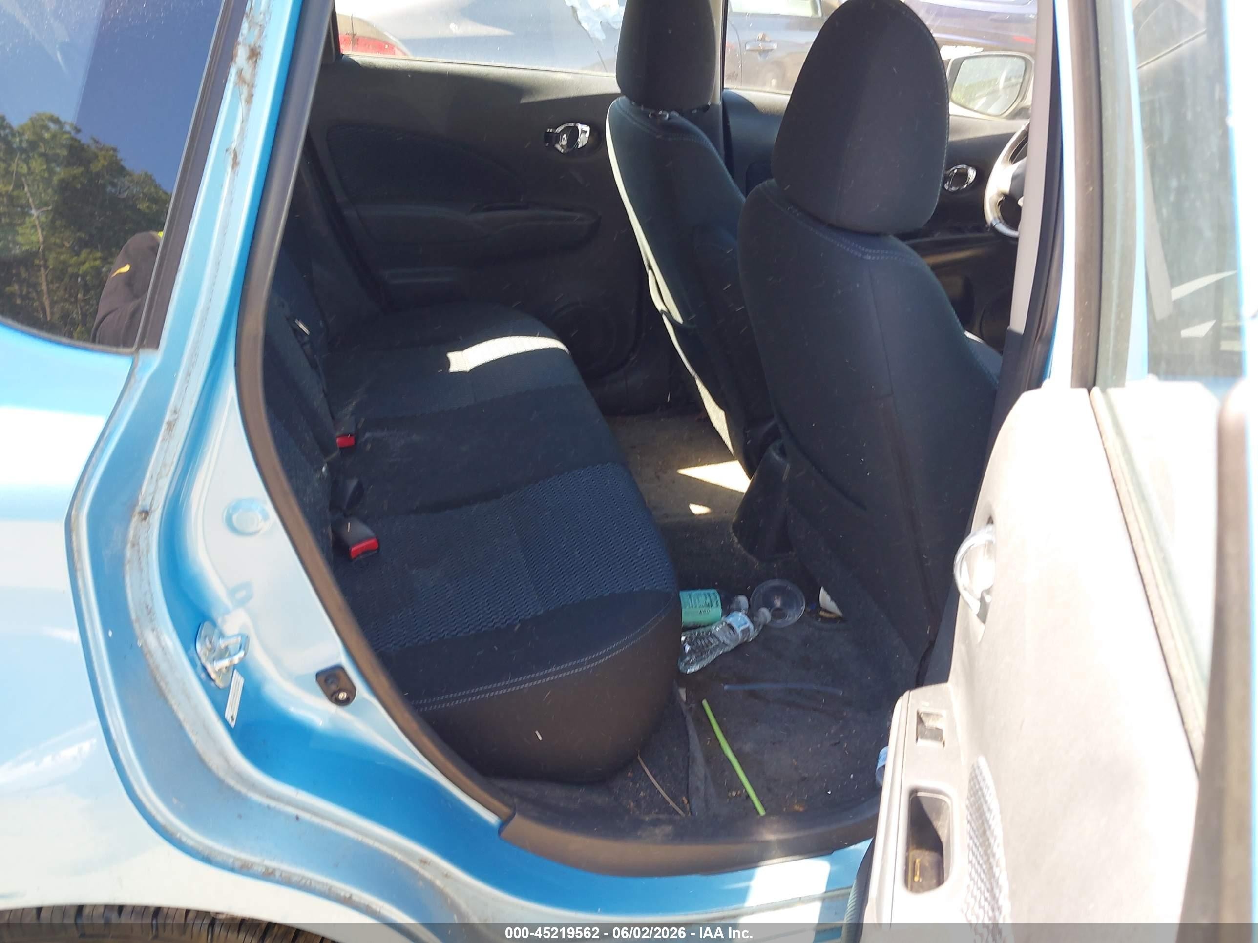 2015 Nissan Versa Note S (sr)/s Plus/sl/sr/sv Light Blue vin: 3N1CE2CP5FL426333