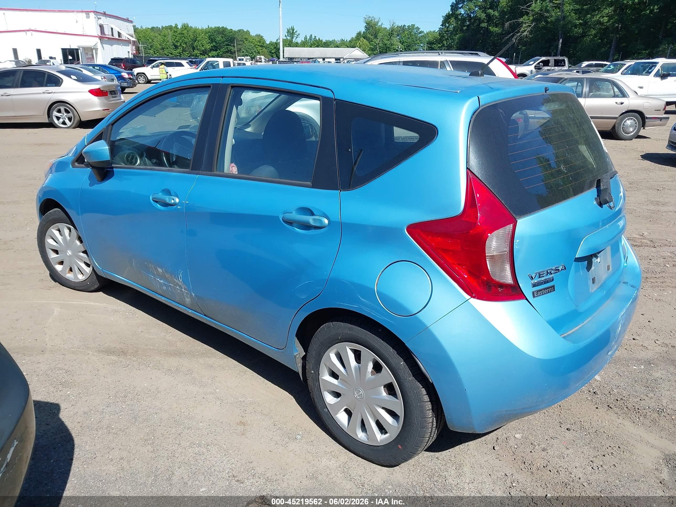 2015 Nissan Versa Note S (sr)/s Plus/sl/sr/sv Light Blue vin: 3N1CE2CP5FL426333