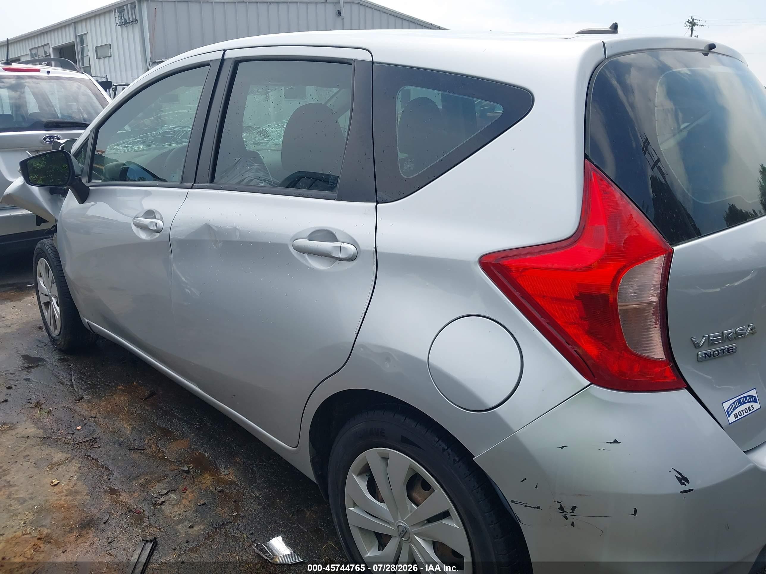 2017 Nissan Versa Note Sv Серебряный vin: 3N1CE2CP5HL360322