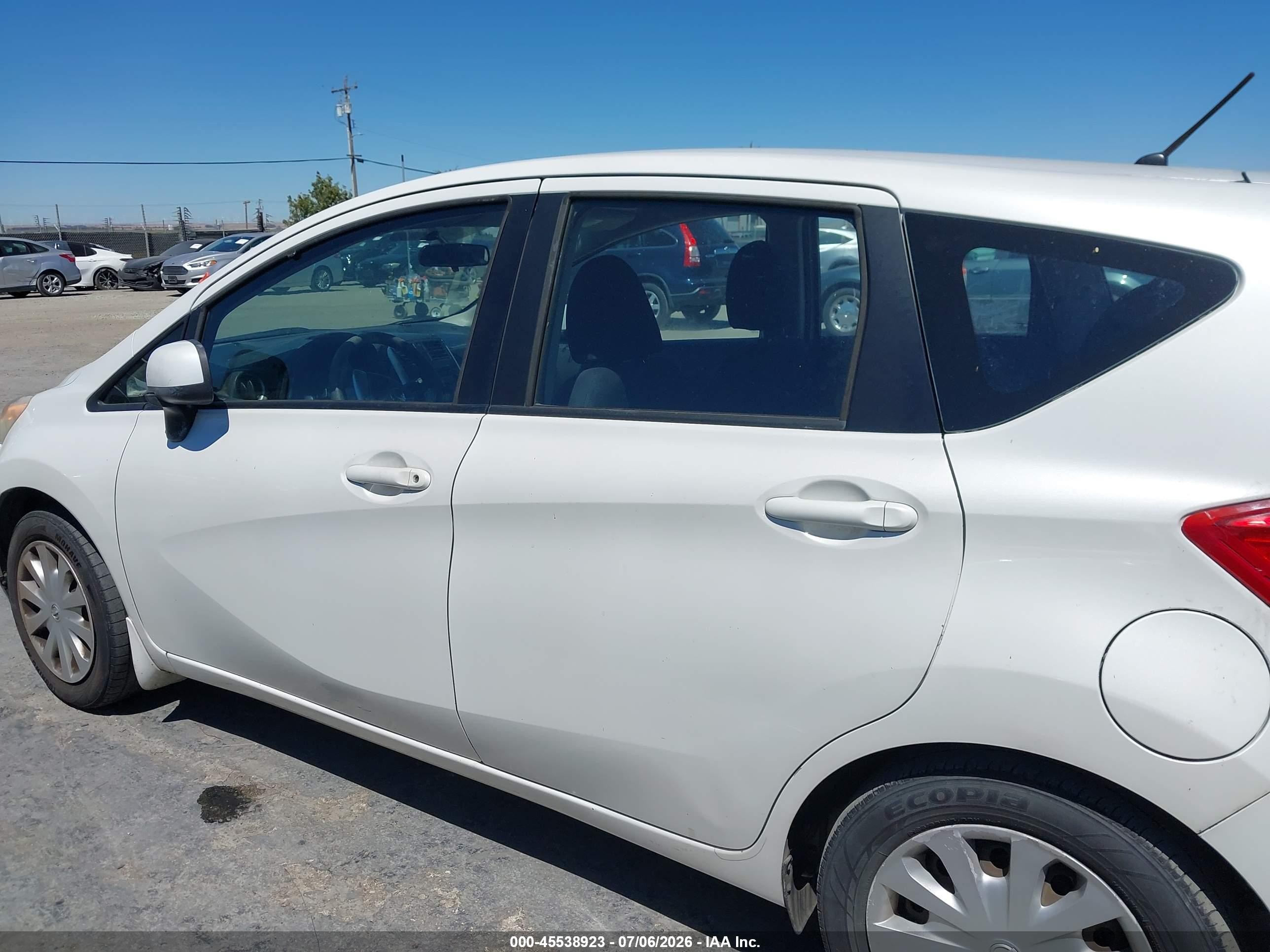 2014 Nissan Versa Note S Plus White vin: 3N1CE2CP6EL392787
