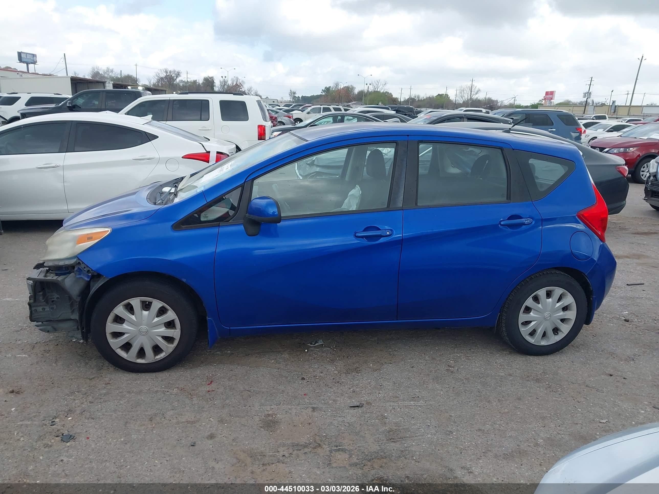 2014 Nissan Versa Note S Plus Blue vin: 3N1CE2CP6EL428803