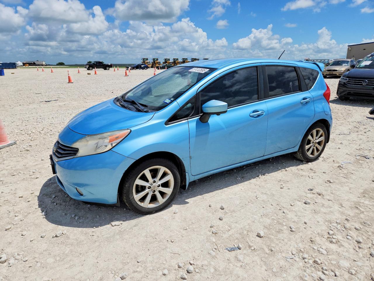 2015 Nissan Versa Turquoise vin: 3N1CE2CP6FL355949