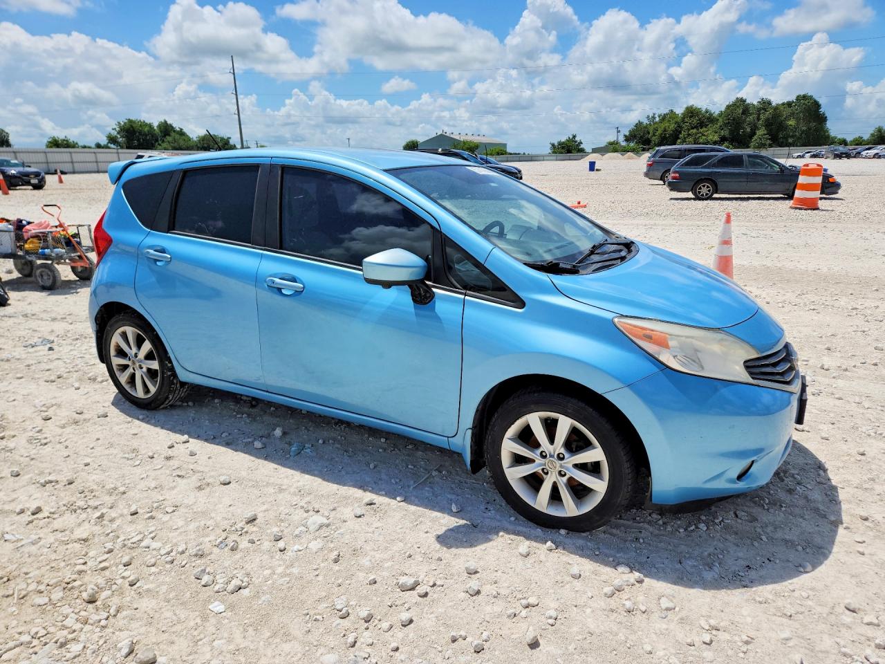 2015 Nissan Versa Turquoise vin: 3N1CE2CP6FL355949