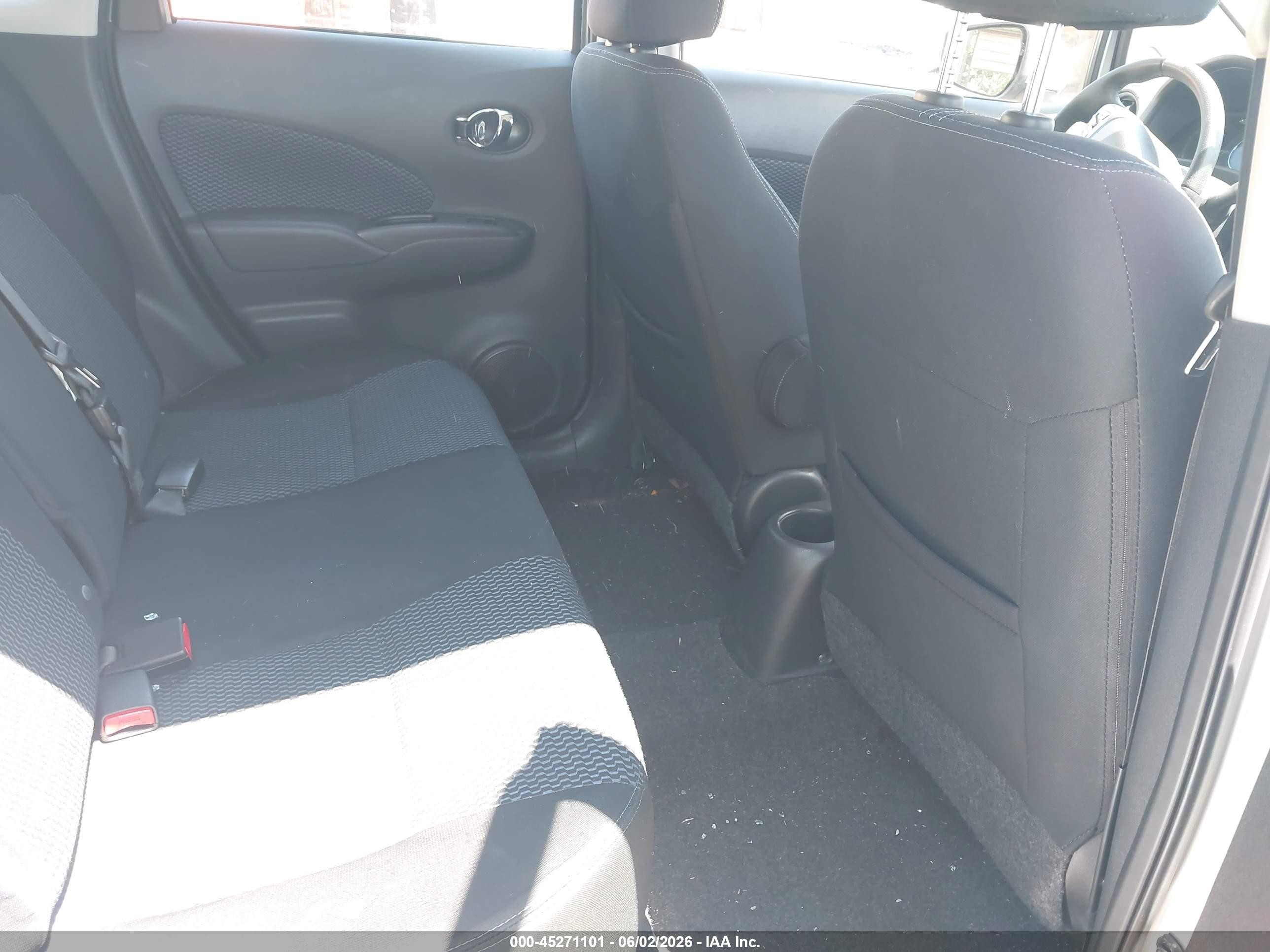 2015 Nissan Versa Note S (sr)/s Plus/sl/sr/sv Silver vin: 3N1CE2CP6FL378941