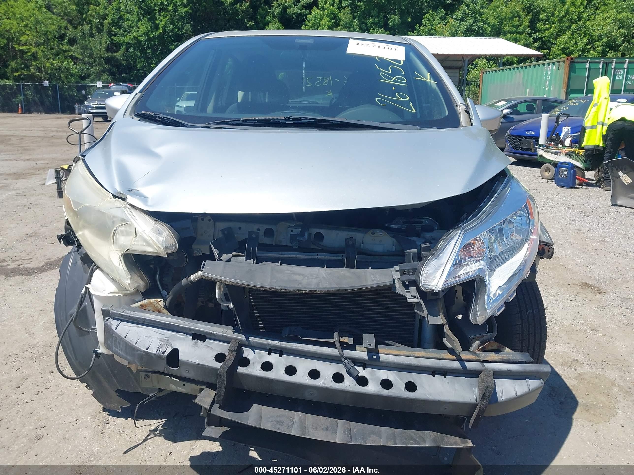 2015 Nissan Versa Note S (sr)/s Plus/sl/sr/sv Silver vin: 3N1CE2CP6FL378941