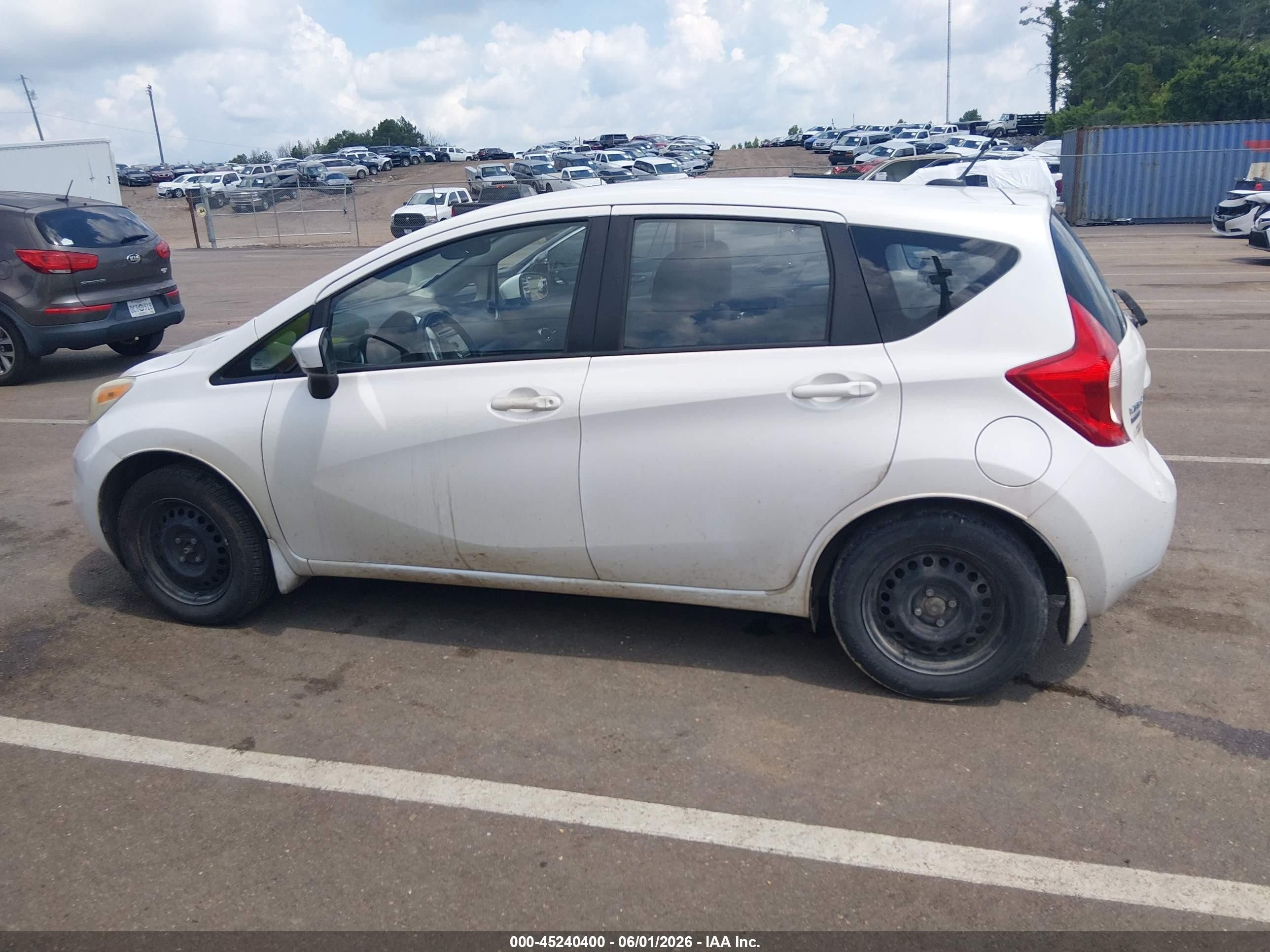 2015 Nissan Versa Note Sv White vin: 3N1CE2CP6FL387722