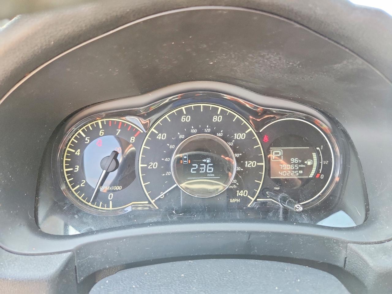 2015 Nissan Versa Note Sv Silver vin: 3N1CE2CP6FL415955