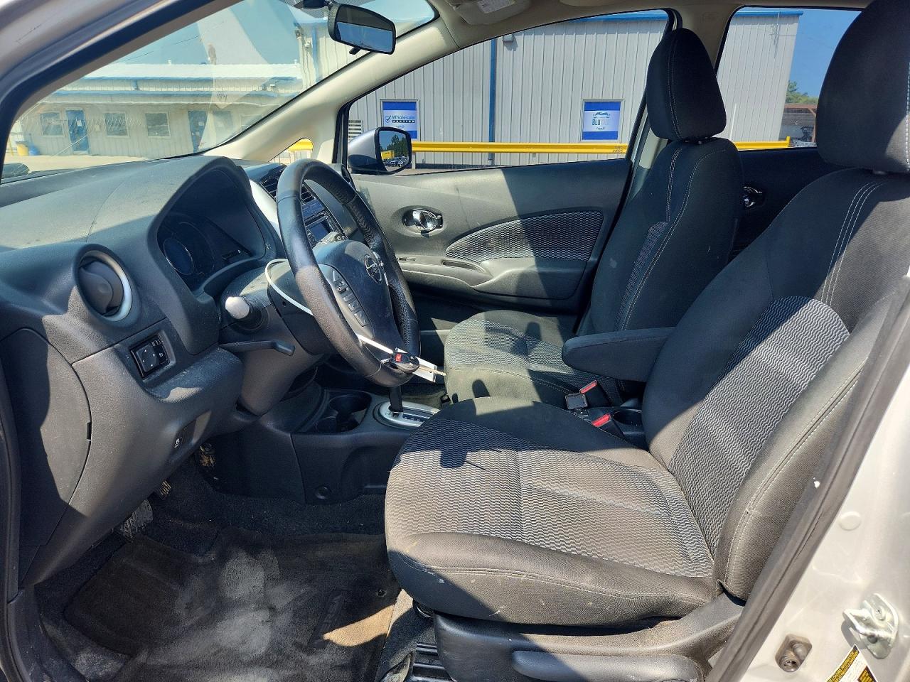 2015 Nissan Versa Note Sv Silver vin: 3N1CE2CP6FL415955