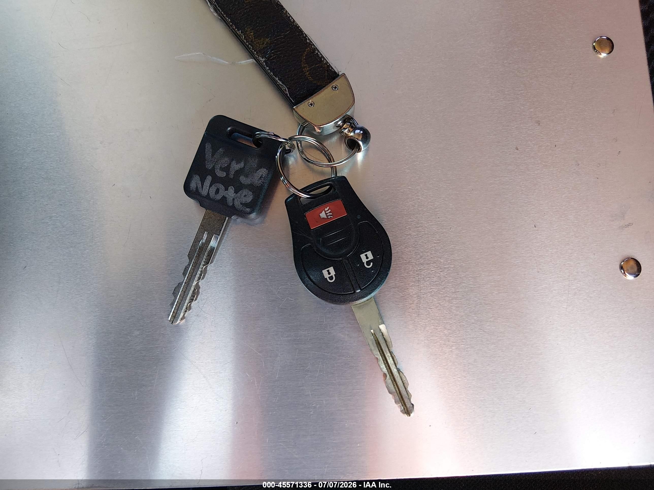 2015 Nissan Versa Note Sv Red vin: 3N1CE2CP6FL428060