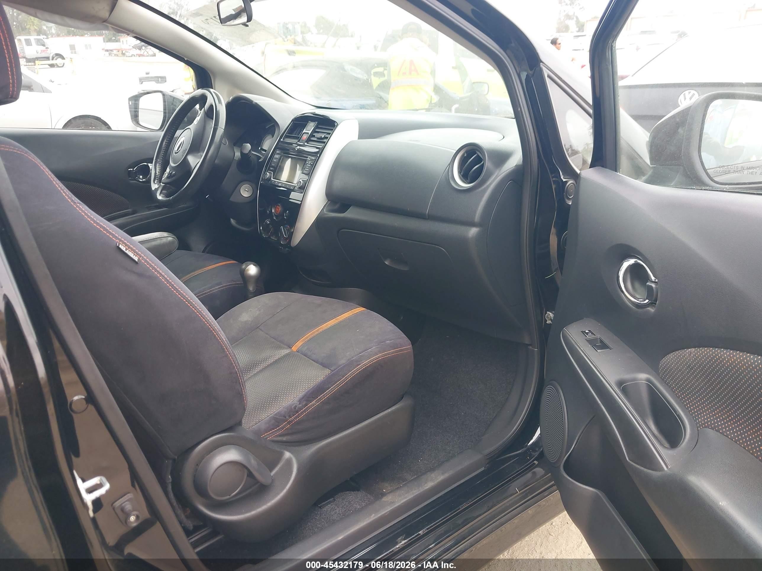 2015 Nissan Versa Note Sr Black vin: 3N1CE2CP6FL435638