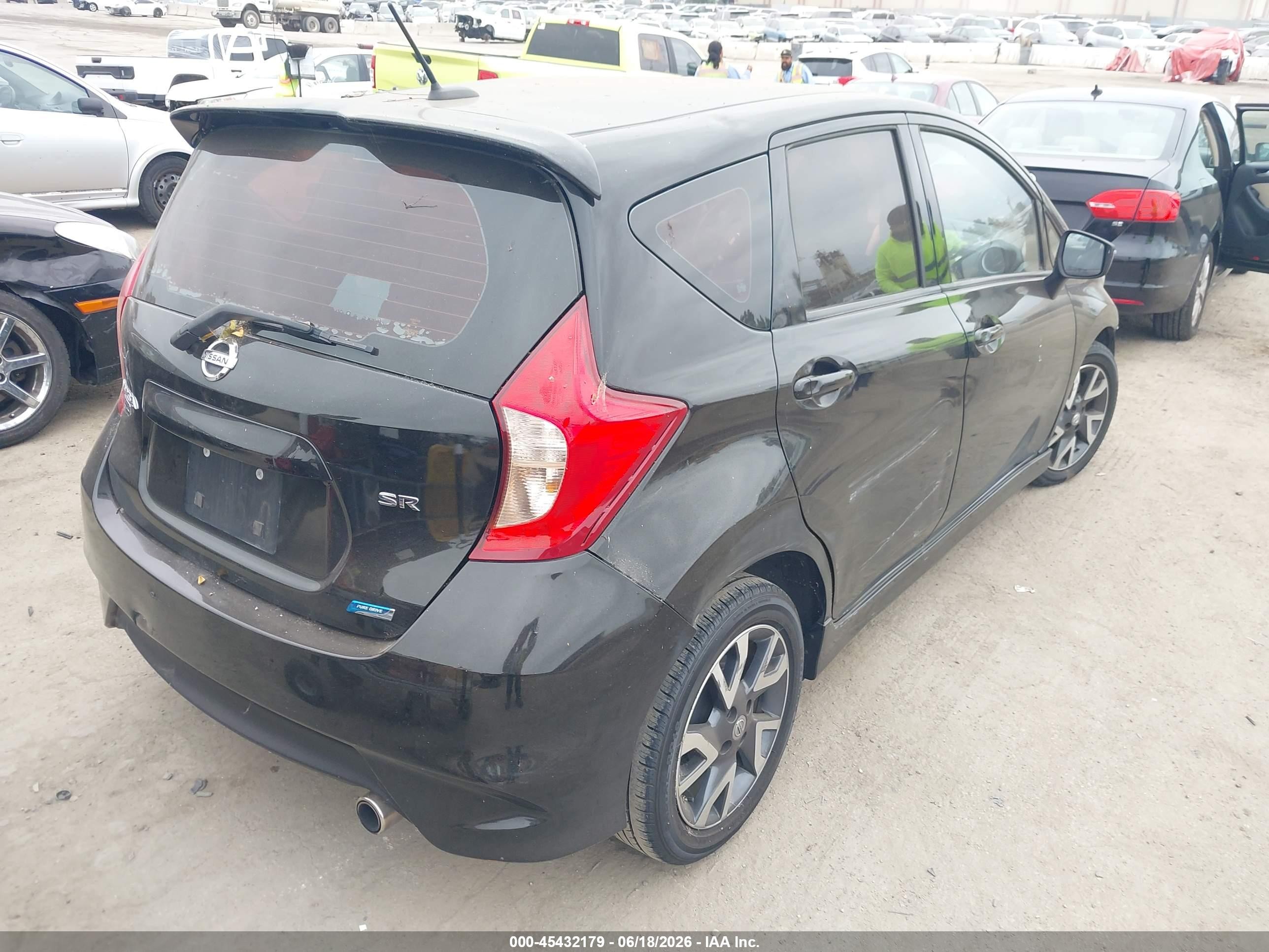 2015 Nissan Versa Note Sr Black vin: 3N1CE2CP6FL435638